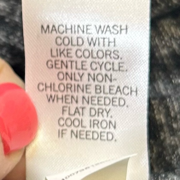 NWT Apt 9 Gray/Black Wrap Dress. Size MPetite. Casual. Wear to Work. Career. - Picture 10 of 10